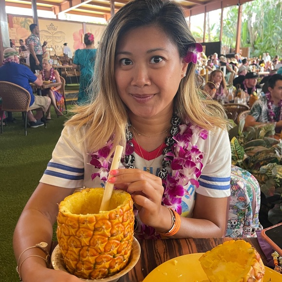 Hi, I'm Shari!! - Picture 2 of 5